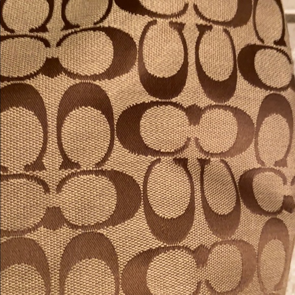 Coach brand purse - Picture 2 of 15